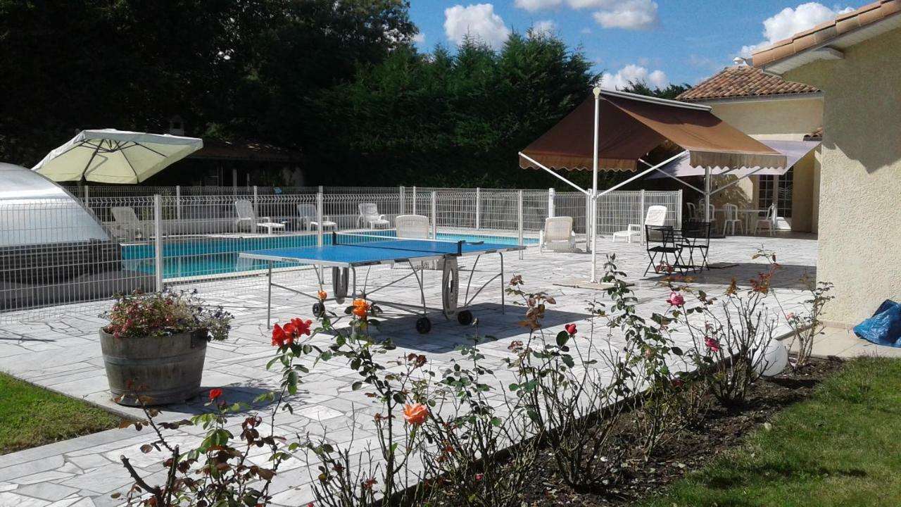 Le Cabassou Du Medoc Bégadan Exterior foto