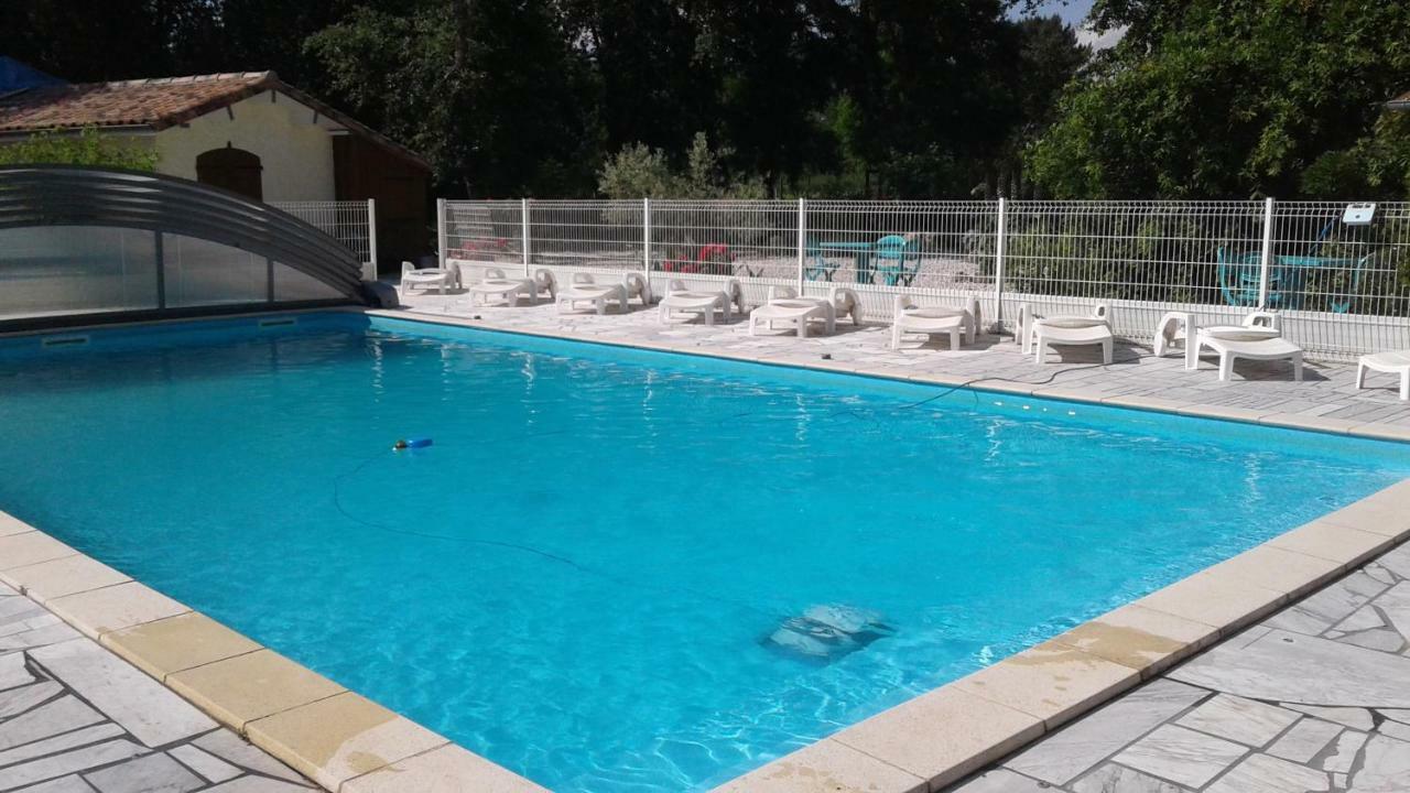 Le Cabassou Du Medoc Bégadan Exterior foto